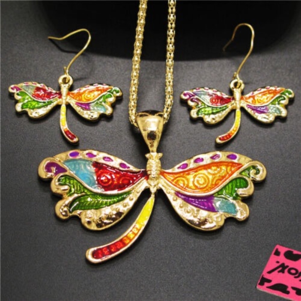 New Betsey Johnson Dragonfly Pendant & Earring Necklace Set, Unused